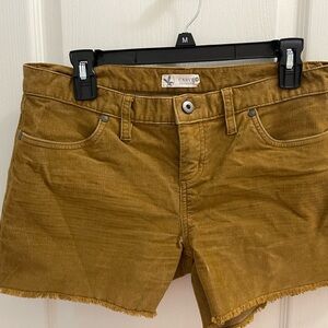 CARVE designs Gold corduroy shorts size 4
